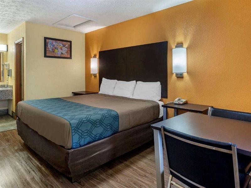 Econo Lodge Nashville North - Opryland Экстерьер фото