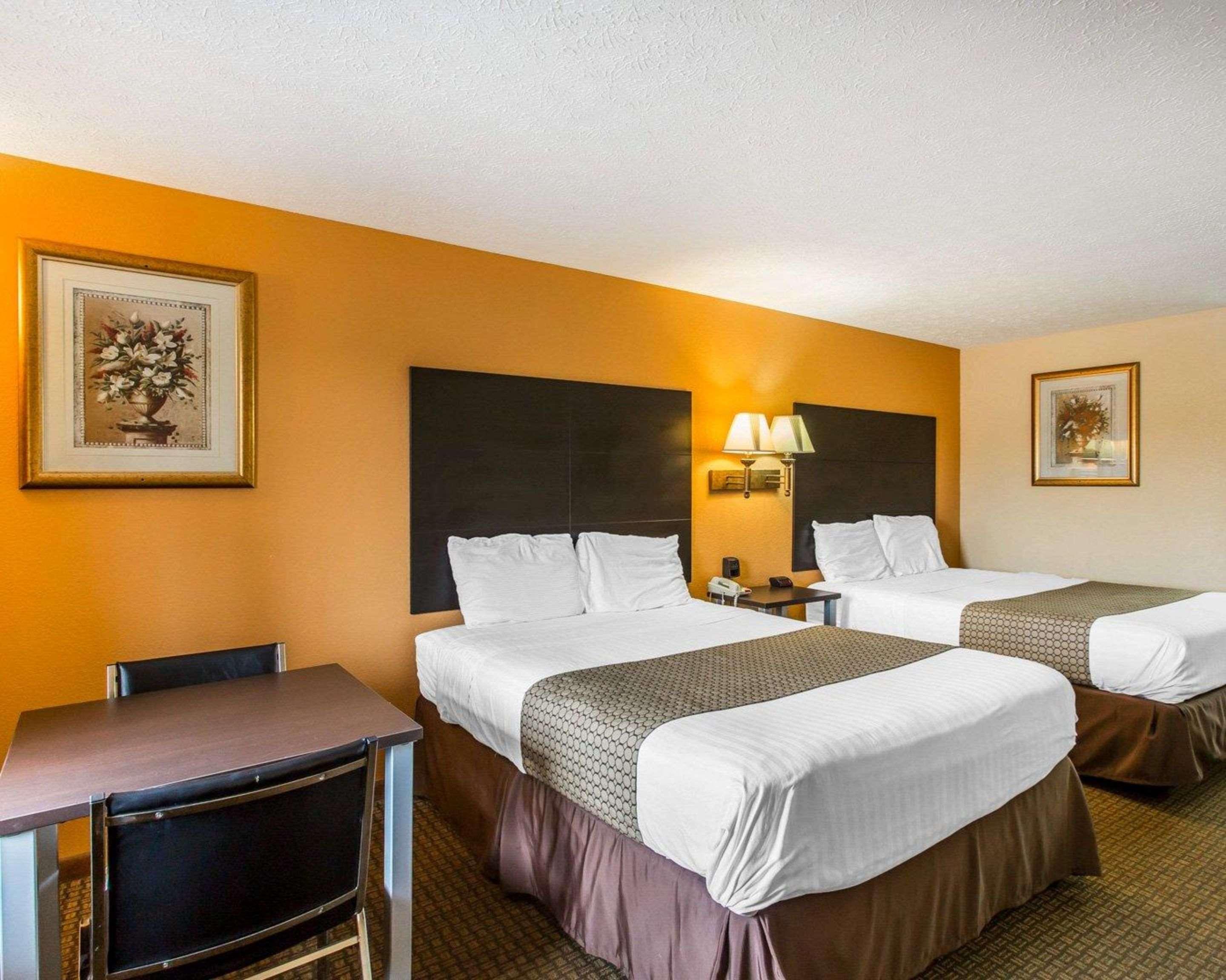 Econo Lodge Nashville North - Opryland Экстерьер фото