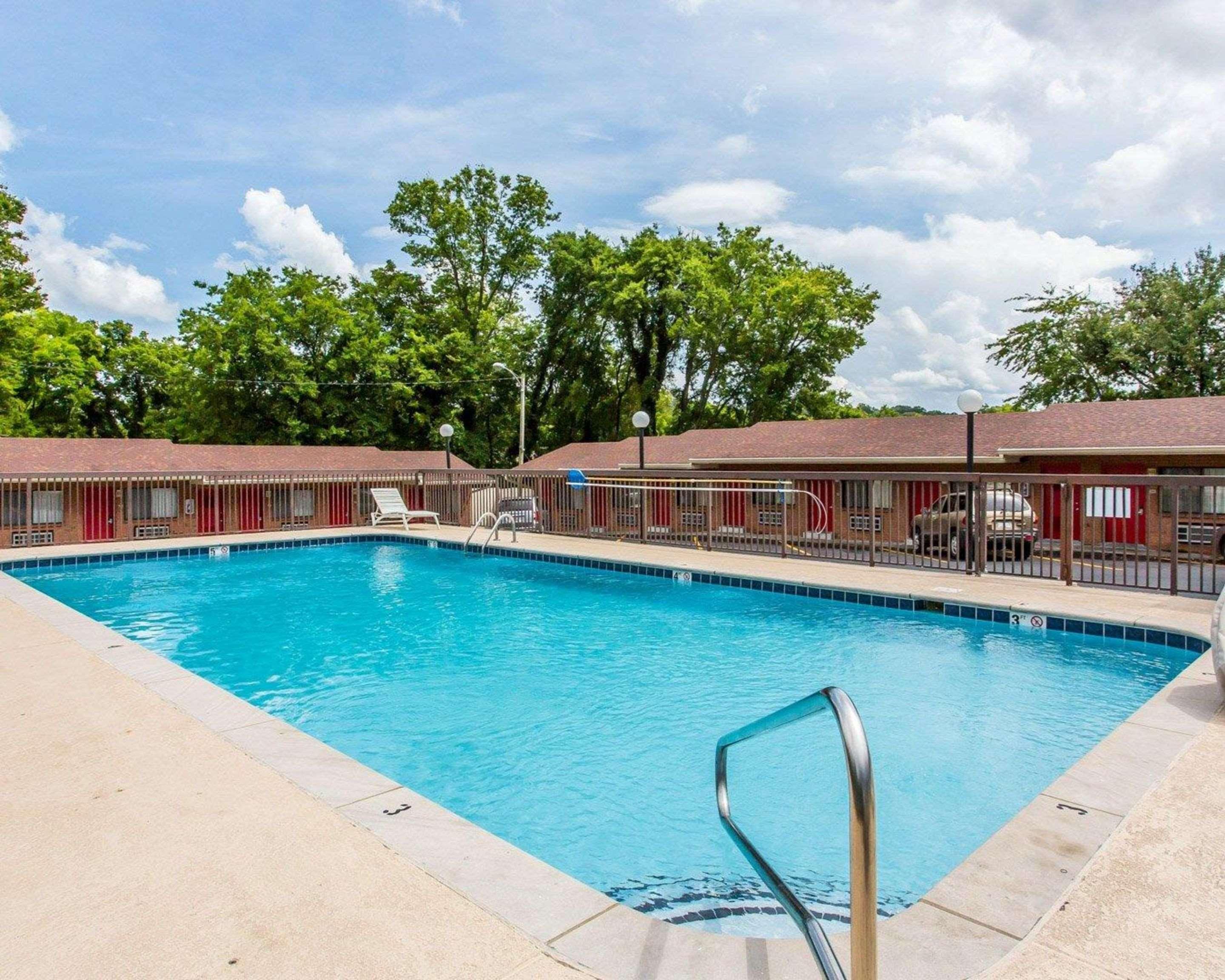 Econo Lodge Nashville North - Opryland Экстерьер фото