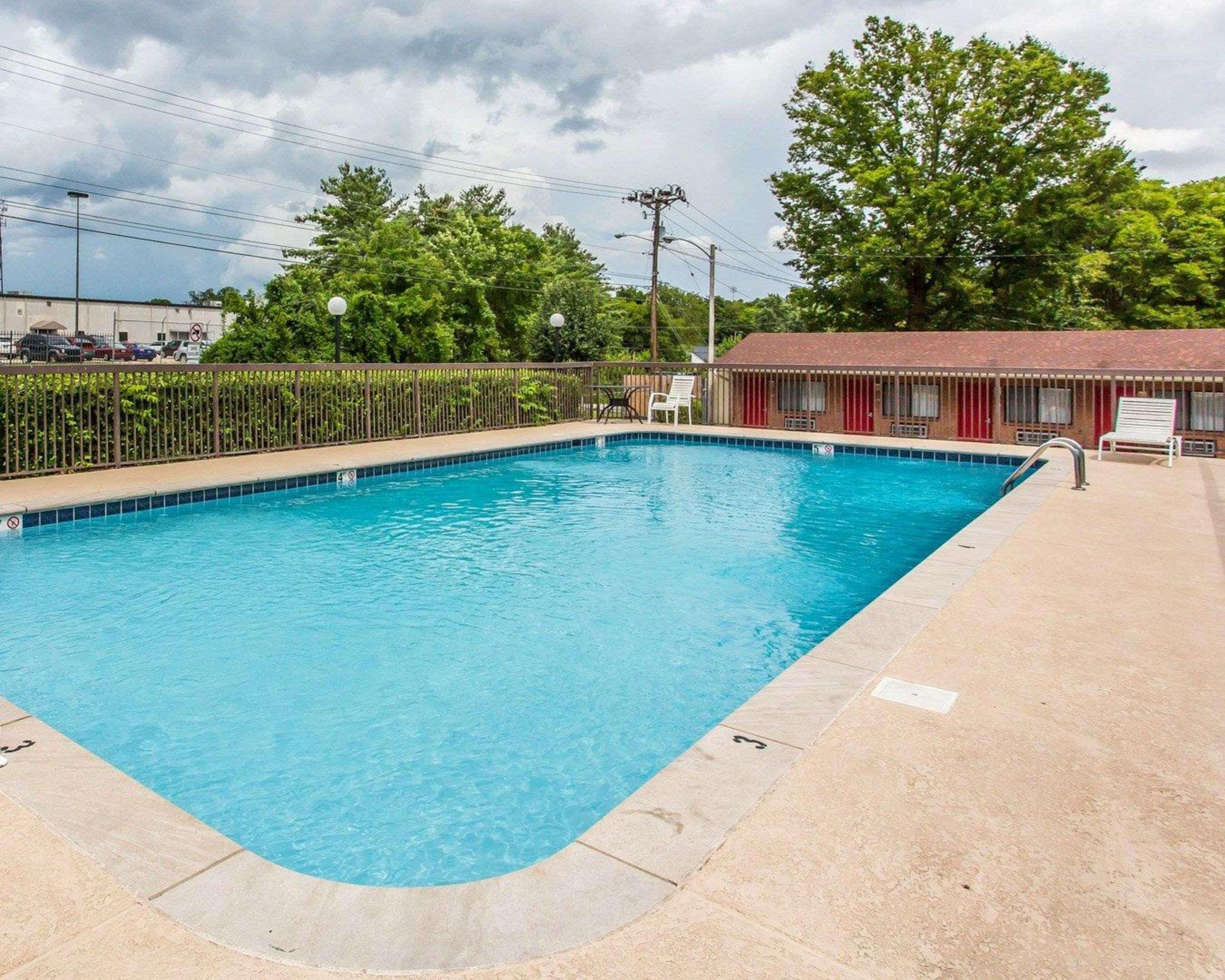 Econo Lodge Nashville North - Opryland Экстерьер фото