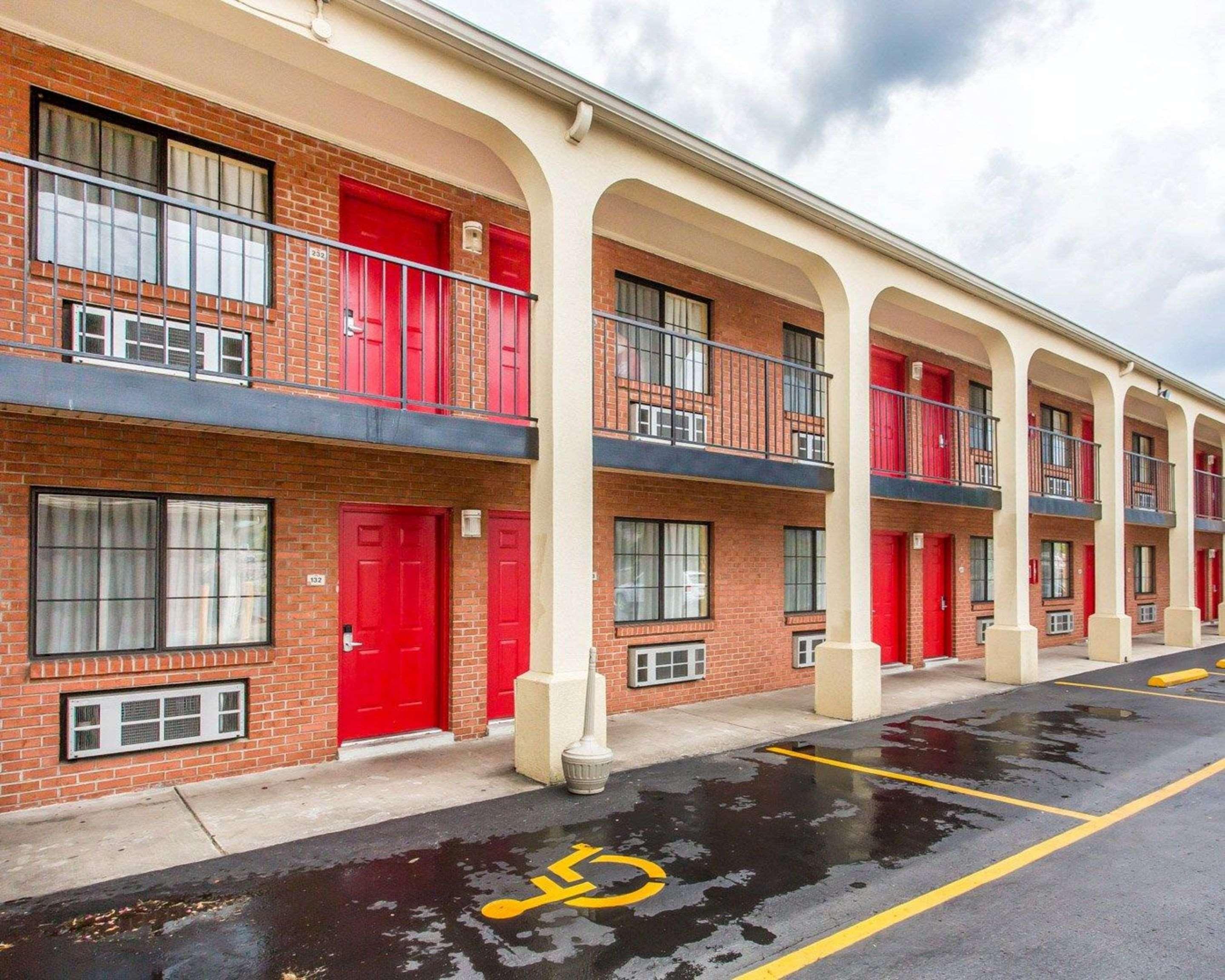 Econo Lodge Nashville North - Opryland Экстерьер фото