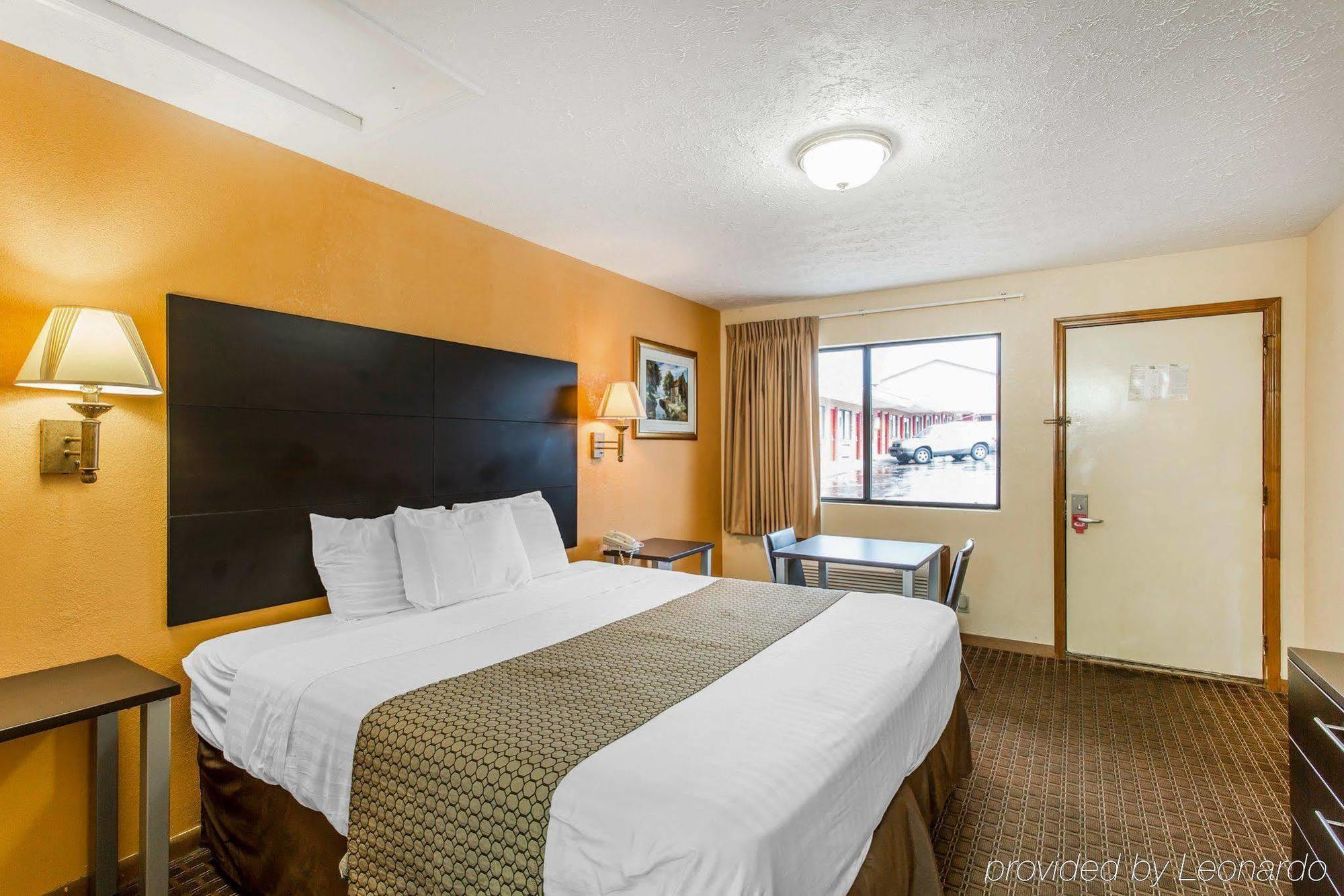 Econo Lodge Nashville North - Opryland Экстерьер фото
